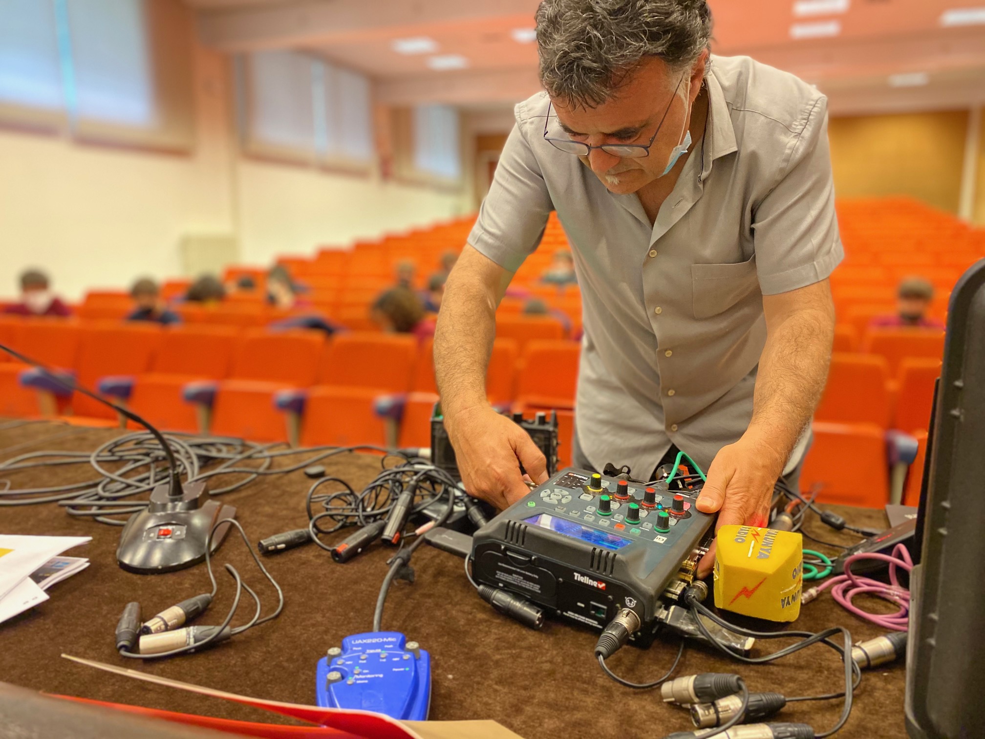 Conferència de Josep Plaza, tècnic de so de Catalunya Ràdio - Bell-lloc